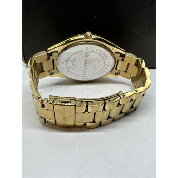Michael Kors Slim Runway MK3179 Women\'s Gold Tone Analog Dial Wrist Watch JNA219